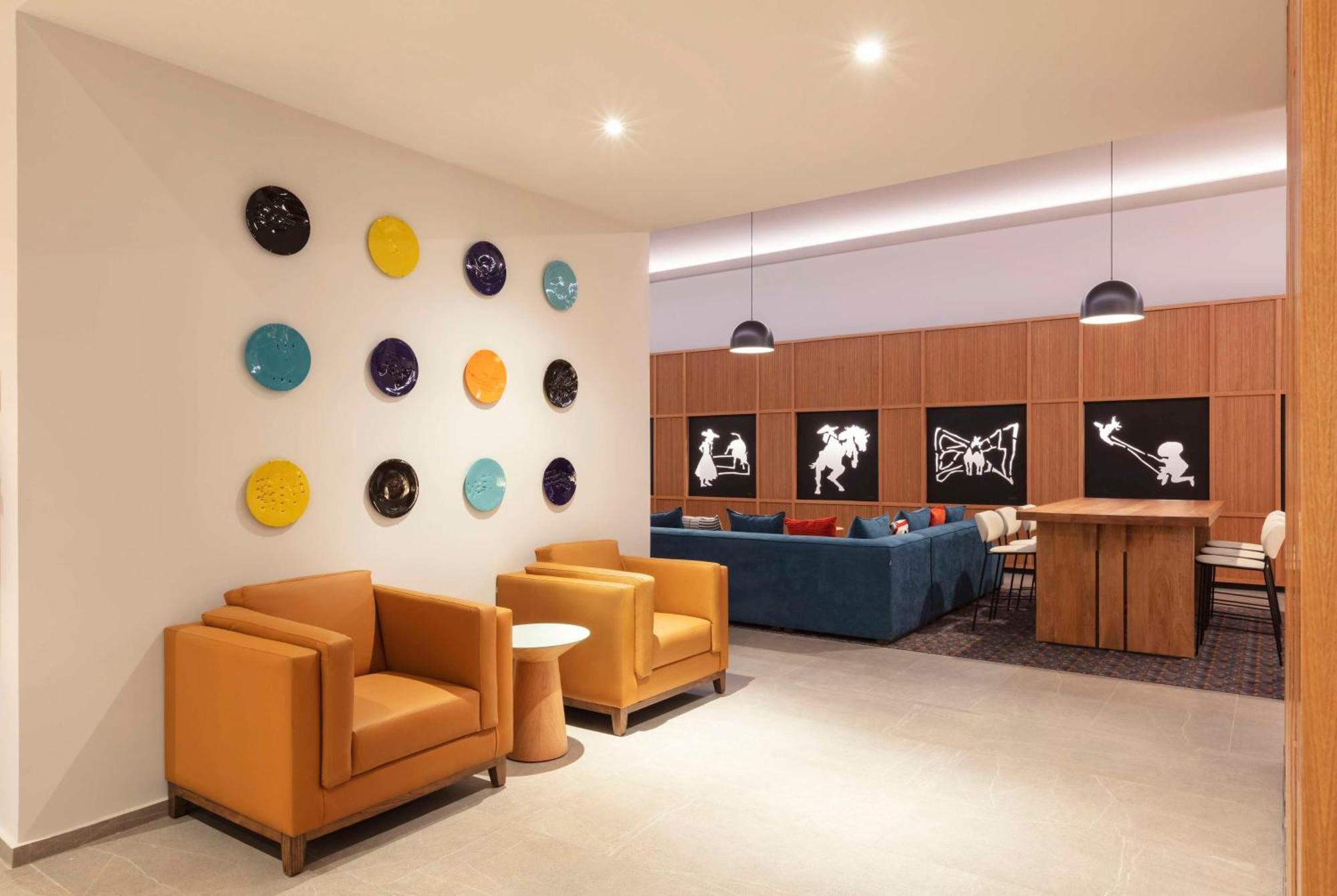 Hilton Garden Inn Guadalajara Airport El Zapote  エクステリア 写真