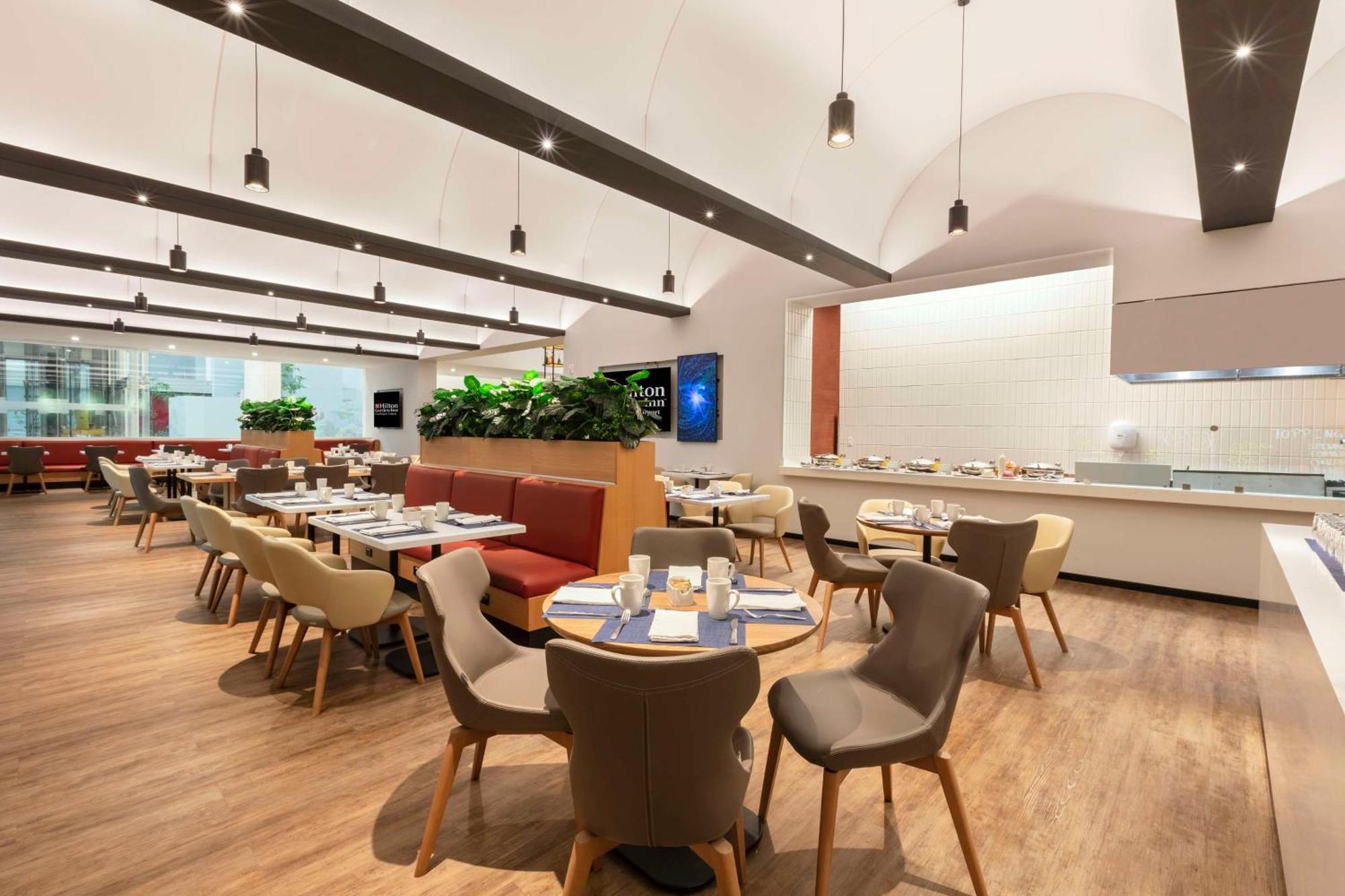 Hilton Garden Inn Guadalajara Airport El Zapote  エクステリア 写真
