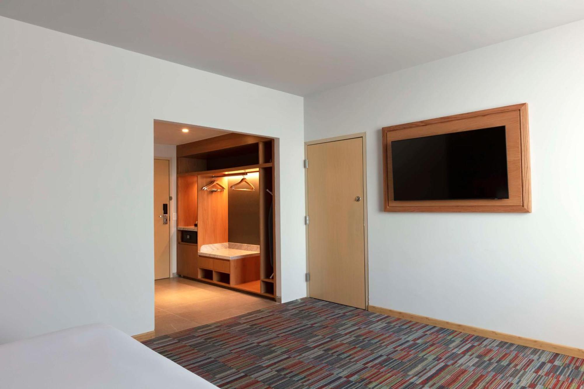 Hilton Garden Inn Guadalajara Airport El Zapote  エクステリア 写真