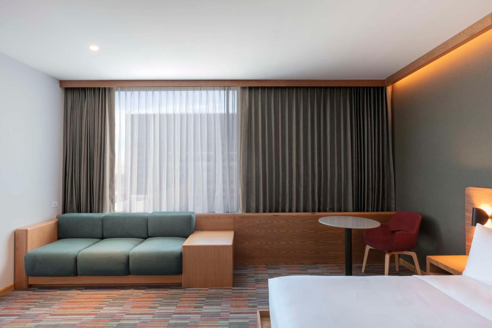Hilton Garden Inn Guadalajara Airport El Zapote  エクステリア 写真