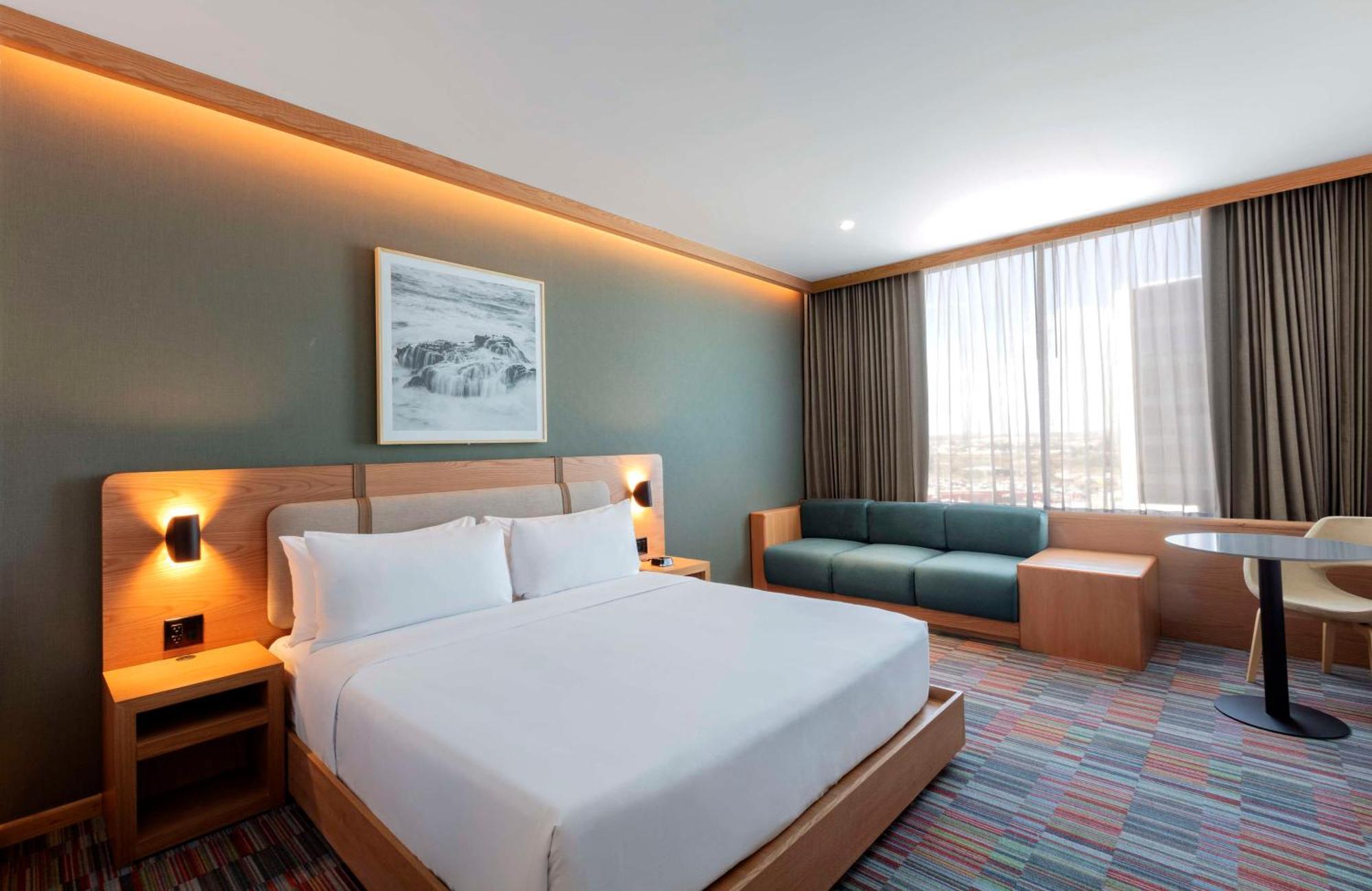 Hilton Garden Inn Guadalajara Airport El Zapote  エクステリア 写真