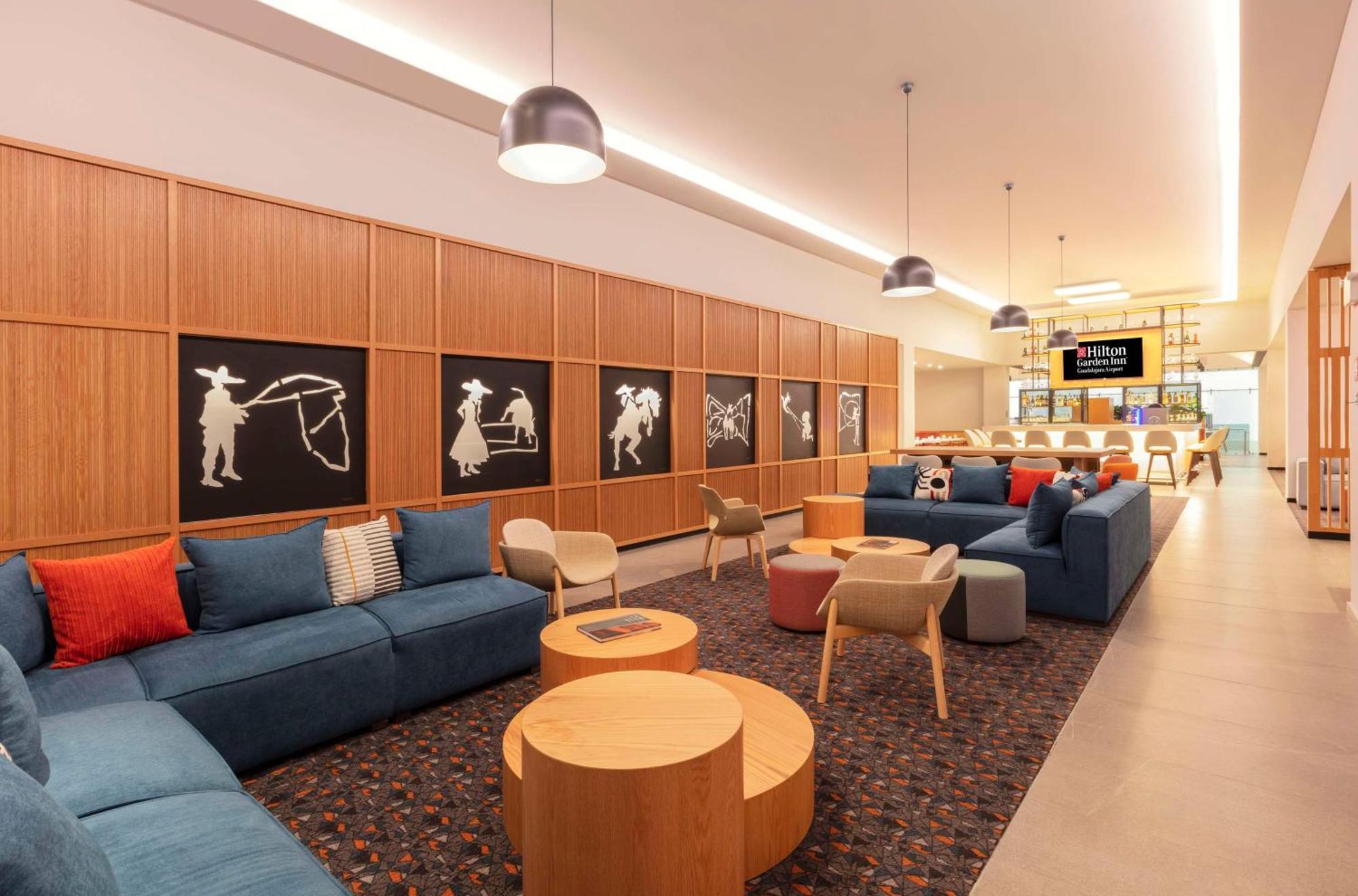Hilton Garden Inn Guadalajara Airport El Zapote  エクステリア 写真