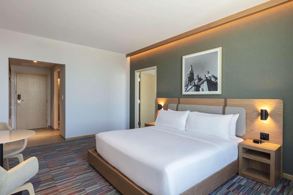 Hilton Garden Inn Guadalajara Airport El Zapote  部屋 写真